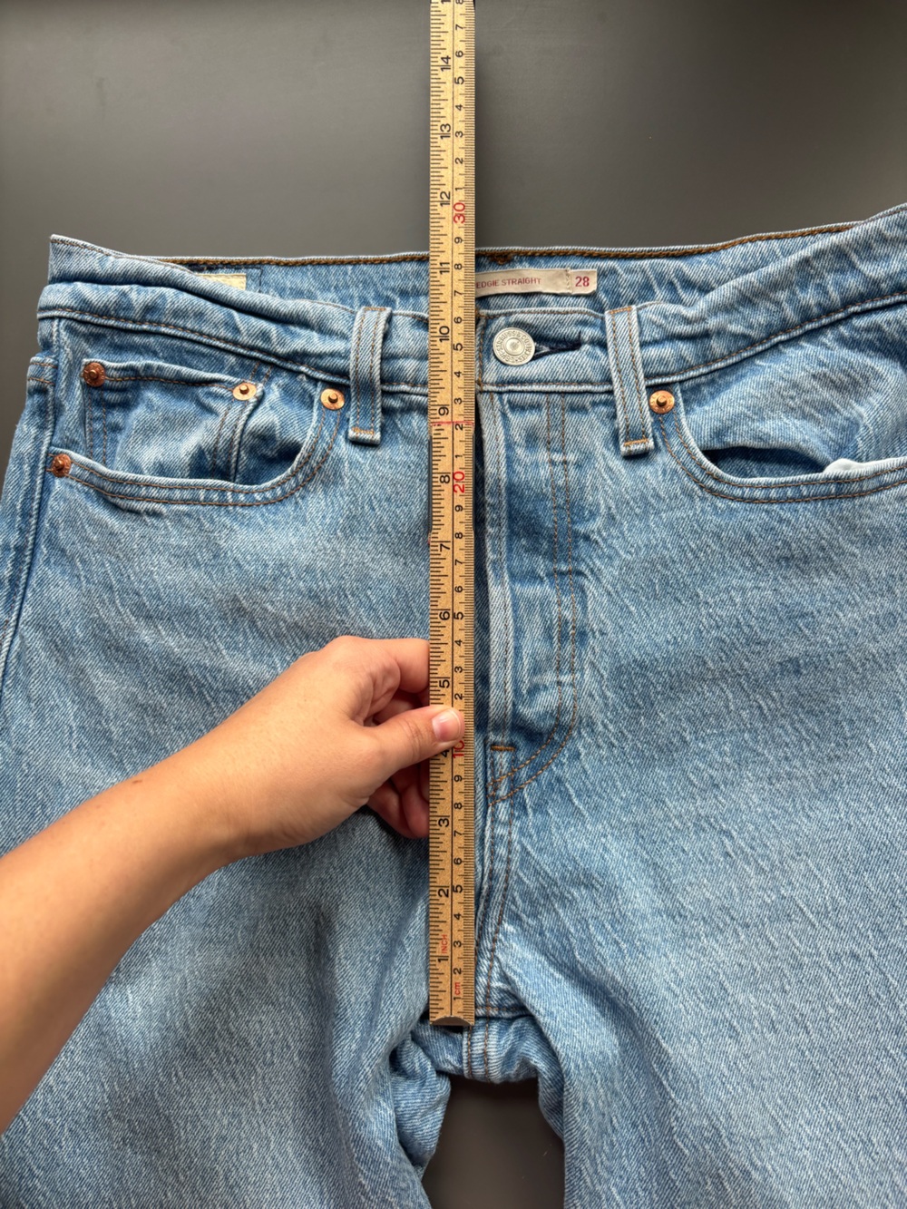Levi’s Wedgie Straight Jeans- 28 - Picture 7 of 8